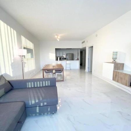 Zen Vacation Rentals Modern Penthouse Across Ocean Маямі-Біч Екстер'єр фото