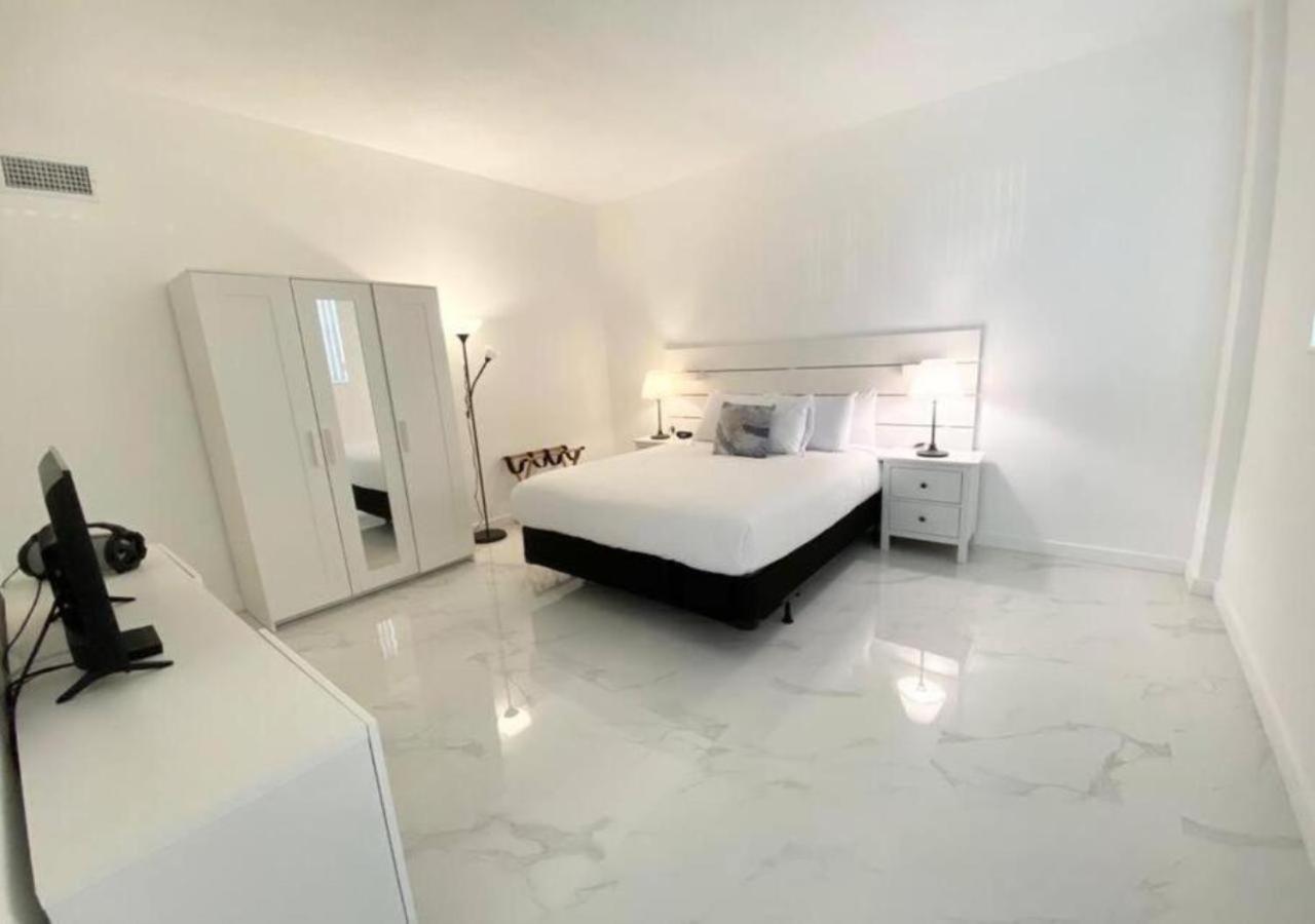 Zen Vacation Rentals Modern Penthouse Across Ocean Маямі-Біч Екстер'єр фото