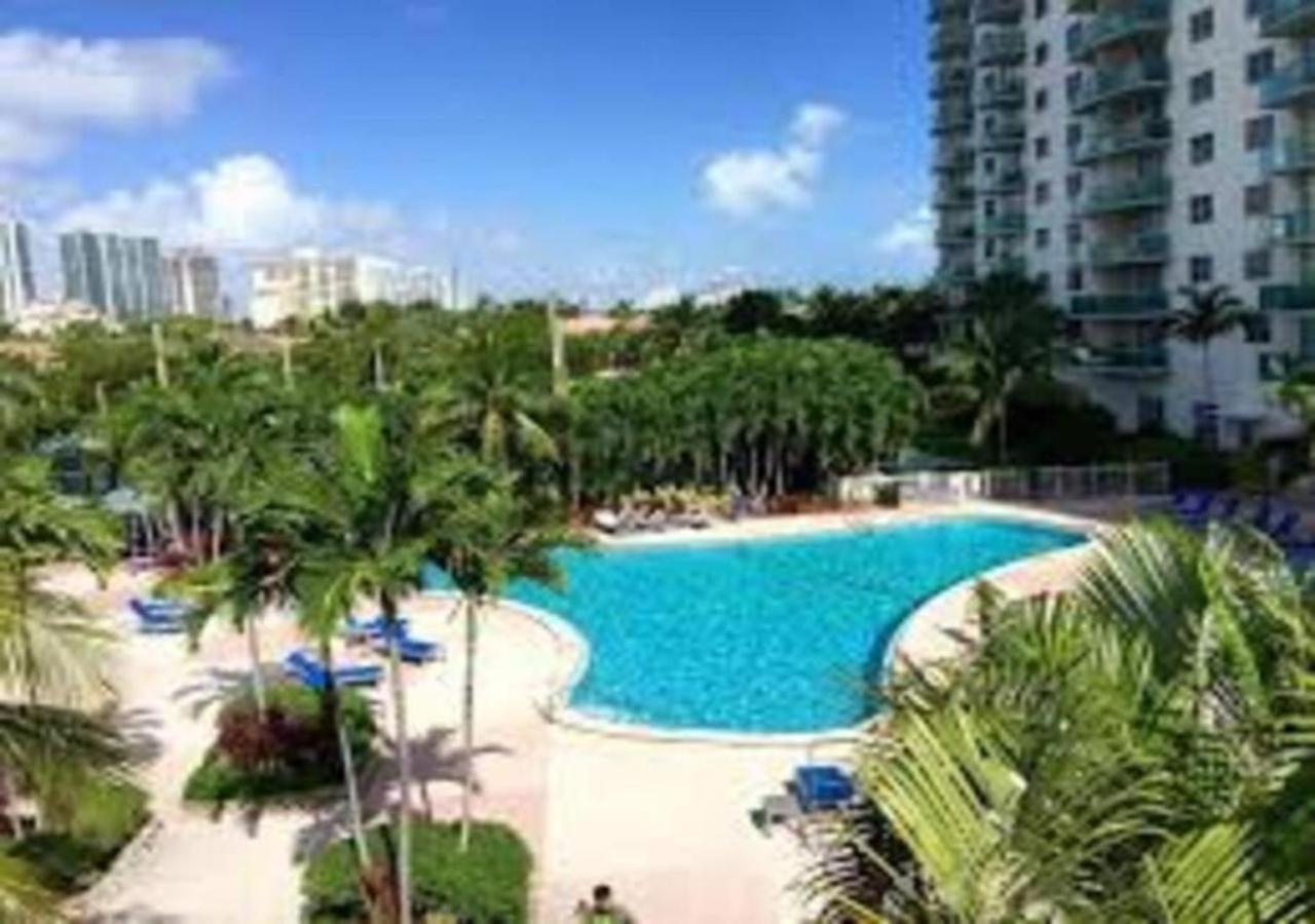 Zen Vacation Rentals Modern Penthouse Across Ocean Маямі-Біч Екстер'єр фото