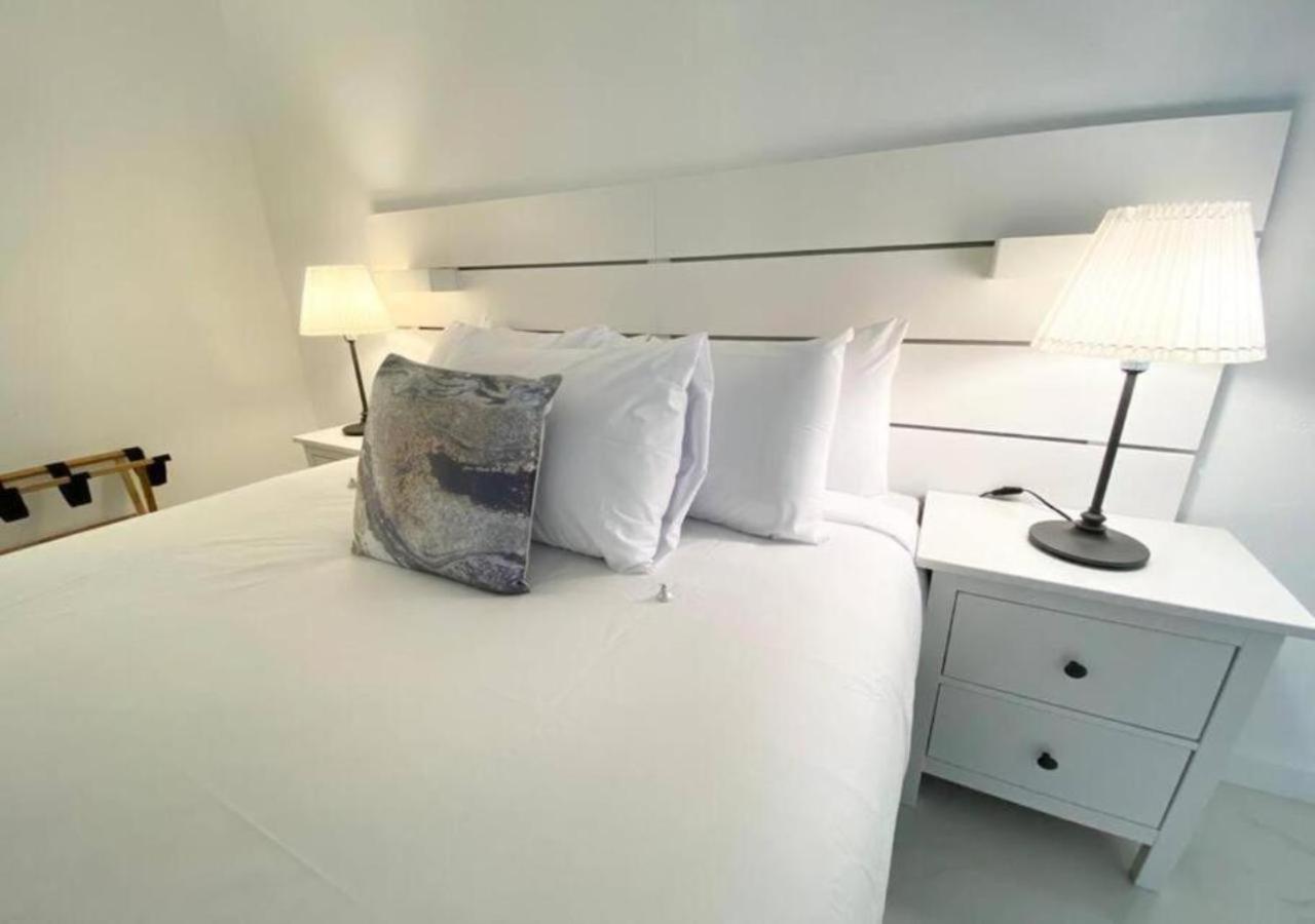 Zen Vacation Rentals Modern Penthouse Across Ocean Маямі-Біч Екстер'єр фото